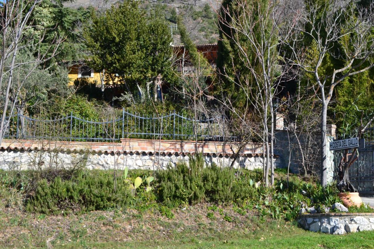 Costa Del Gallo Pacentro Exterior photo