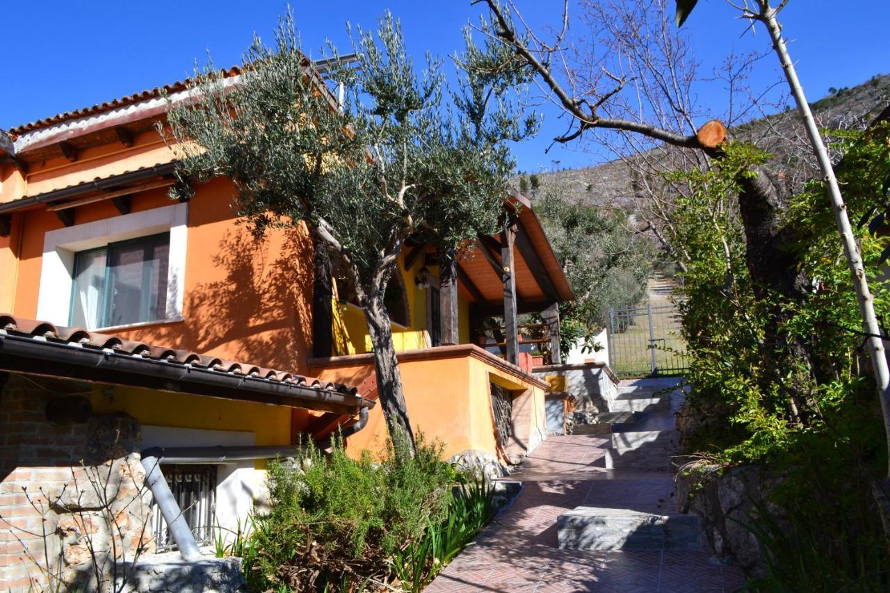 Costa Del Gallo Pacentro Exterior photo